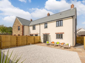3 bed in Blue Anchor 87069